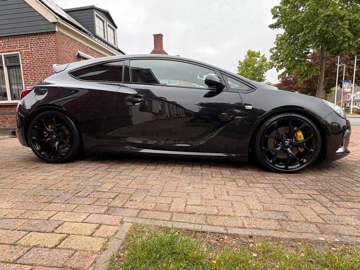 Opel Astra OPC 2.0 Turbo | 20" inch | zeer nette staat, Auto's, Opel, Particulier, Astra, ABS, Airbags, Airconditioning, Android Auto