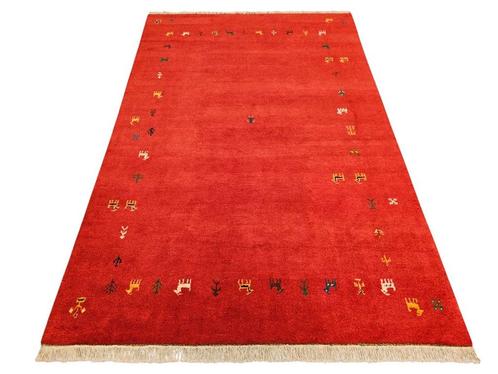 Handmade Wool Gabbeh carpet modern red animals 190x295cm, Huis en Inrichting, Stoffering | Tapijten en Kleden, Zo goed als nieuw