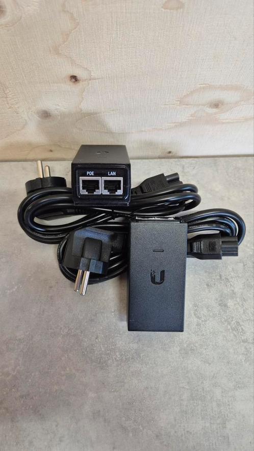 Unifi GP A240 050G poe netwerk voeding, Computers en Software, Pc- en Netwerkkabels, Zo goed als nieuw, Ophalen of Verzenden