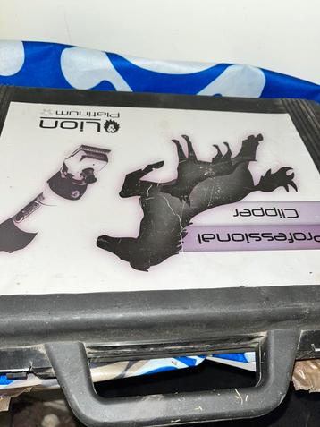 Scheermachine voor paarden of koeien beschikbaar voor biedingen