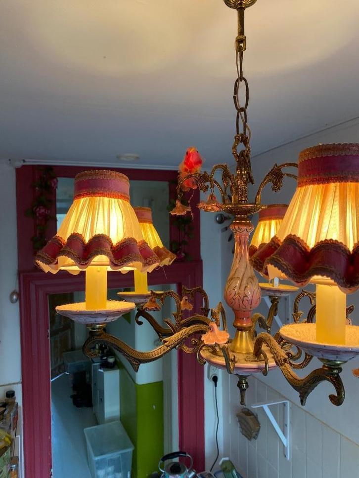 5-armige bronskleur lamp, aardewerk bloemmotief, stof kapjes, Huis en Inrichting, Lampen | Hanglampen, Gebruikt, Minder dan 50 cm