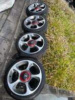 Fiat 500 Abarth 17 inch velgen met pirelli banden zgan, Auto-onderdelen, Banden en Velgen, 17 inch, Zomerbanden, 205 mm, Ophalen of Verzenden