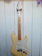 Fender stratocaster butterscotch, nieuwstaat!!!, Muziek en Instrumenten, Snaarinstrumenten | Gitaren | Elektrisch, Ophalen, Zo goed als nieuw