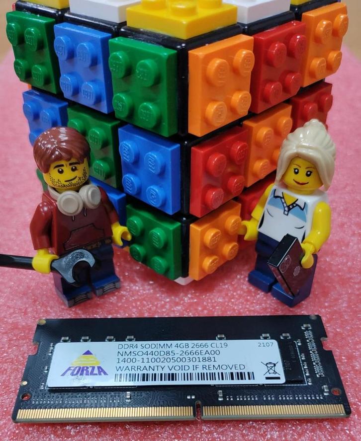 Neo Forza NMSO440D85-2666EA00 DDR4 SODIMM Geheugen, Computers en Software, RAM geheugen, Zo goed als nieuw, Laptop, 4 GB, DDR4