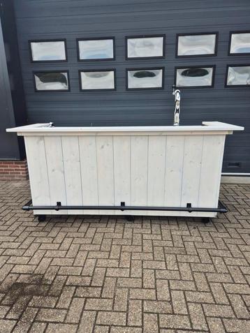 Mobiele biertap bar te koop. beschikbaar voor biedingen