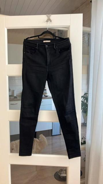 Levi Strauss zwarte stretch super skinny jeans mt 32 beschikbaar voor biedingen