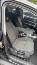 Audi A6 2.4 V6 130KW 2005 Zwart, Auto's, Voorwielaandrijving, Zwart, Handgeschakeld, 83 €/maand