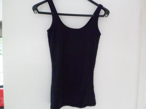 4  x verschillende zwarte top maat S, 1 euro per stuk, Kleding | Dames, Tops, Zo goed als nieuw, Maat 36 (S), Zwart, Zonder mouw