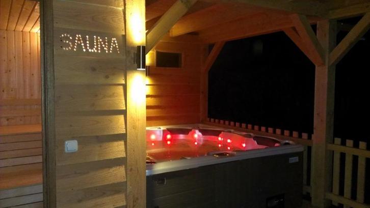 WellnessBungalows met Jacuzzi en Sauna en tuin met privacy, Vakantie, Vakantie | Aanbiedingen en Last minute, Eigenaar