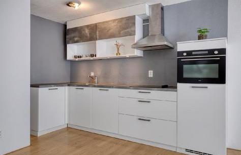 Nobilia Hoekkeuken K732 – € 6.499 - 185 x 285 cm, Huis en Inrichting, Keuken | Complete keukens, Zo goed als nieuw, Hoekkeuken