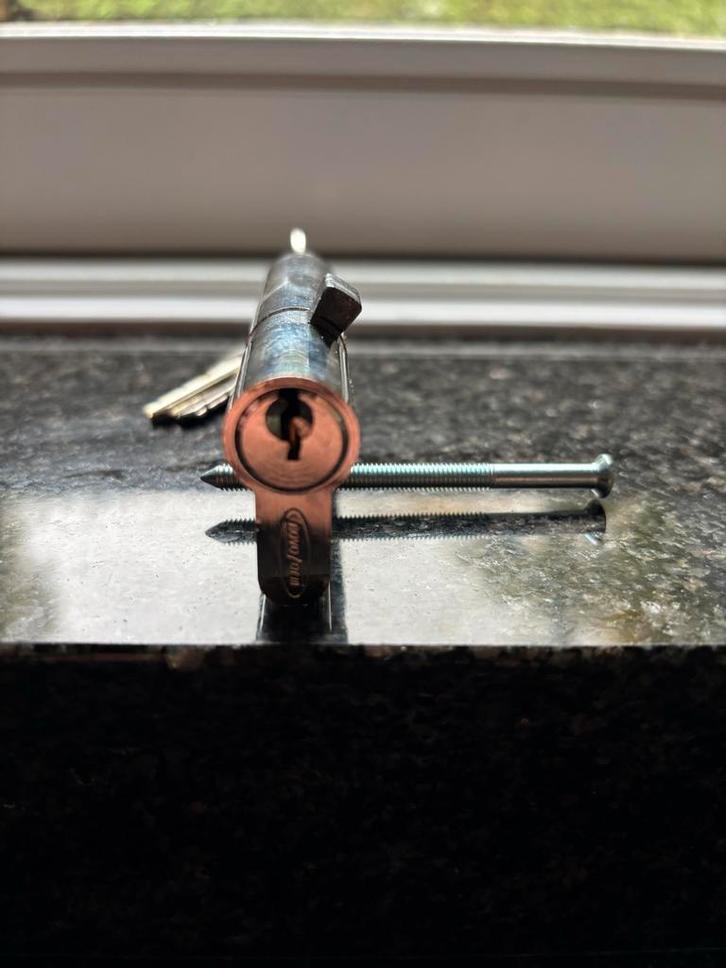 Novoferm Slotcilinder 60-30 - Zeer Goede Staat!, Doe-het-zelf en Verbouw, Hang- en Sluitwerk, Zo goed als nieuw, Slot, Overige materialen