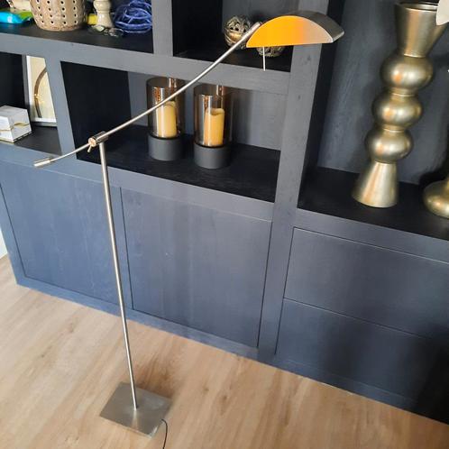 Vloerlamp /  leeslamp met aanrakingsbediening, Huis en Inrichting, Lampen | Vloerlampen, Zo goed als nieuw, 100 tot 150 cm, Metaal