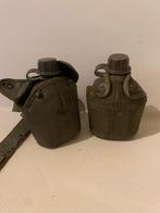 Militaire Waterfles met Riem en Drinkbeker, Verzamelen, Militaria | Algemeen, Ophalen, Overige soorten, Overige gebieden, Overige typen