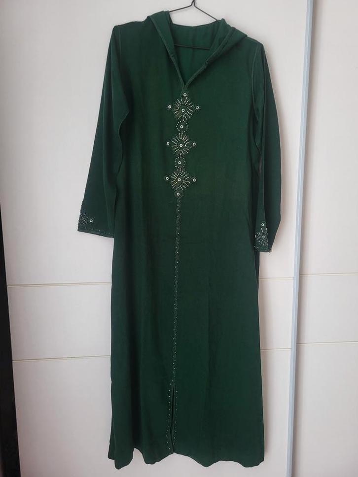 Marokkaanse Jallaba - Traditioneel, Kleding | Dames, Jurken, Zo goed als nieuw, Maat 38/40 (M), Groen, Onder de knie, Ophalen of Verzenden