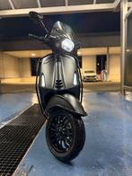 Vespa sprint full option 50cc, Ophalen, Overige modellen, Maximaal 45 km/u, Zo goed als nieuw