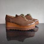 Kisskiss plateau veterschoenen in beige cognac mt 39 NIEUW, Ophalen of Verzenden, Nieuw, Beige