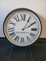 Grote Riverdale wandklok, Ophalen, Zo goed als nieuw
