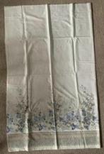 Grote lap stof, gordijn met bloemen, bloemetjes beige blauw, Ophalen of Verzenden, Zo goed als nieuw
