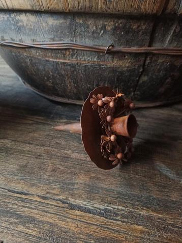 Kaars standaard roest bloemstuk beschikbaar voor biedingen