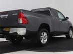 Toyota Hilux 2.4 D-4D-F Xtra Cab Professional | Trekhaak | N, Auto's, Toyota, Te koop, Zilver of Grijs, Hilux, 2030 kg