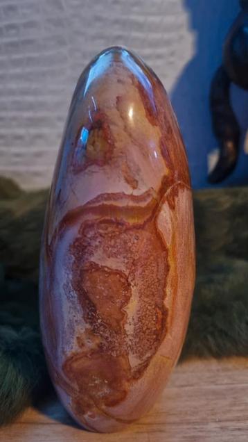 Polychroom jaspis vrije vorm 1585 gram beschikbaar voor biedingen