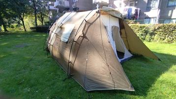 Adventureridge familie tent beschikbaar voor biedingen
