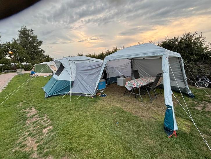 Quechua 6.3 f&b koepeltent met connector dagtent 6 persoons, Caravans en Kamperen, Tenten, tot en met 6, Zo goed als nieuw, Ophalen