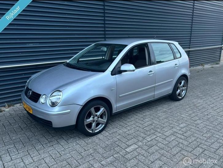 Volkswagen Polo 1.4-16V Cruise Airco NWE APK Parkeer sensor, Auto's, Volkswagen, Bedrijf, Te koop, Polo, ABS, Airbags, Airconditioning