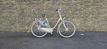 Gazelle damesfiets met 7 versnellingen en rollerbrake-remmen beschikbaar voor biedingen