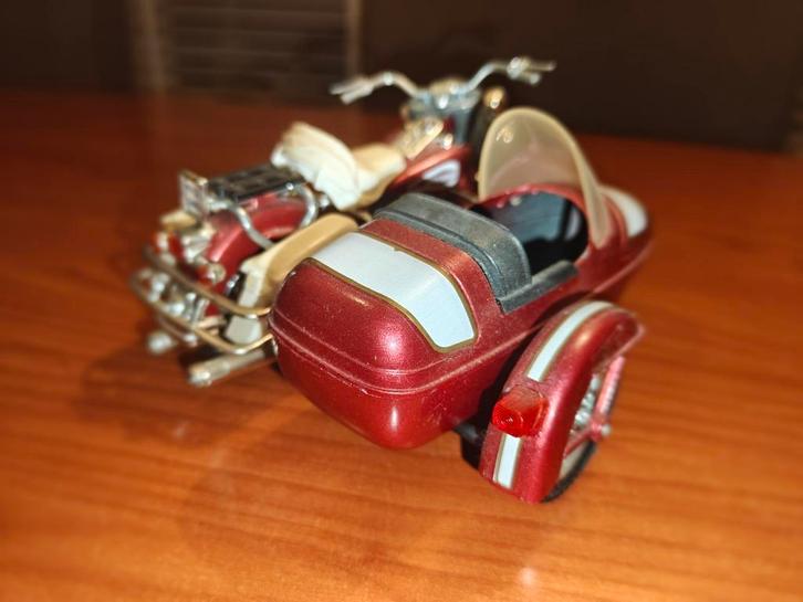 Model Harley-Davidson Electra Glide Classic, Hobby en Vrije tijd, Modelbouw | Auto's en Voertuigen, Gebruikt, Ophalen of Verzenden