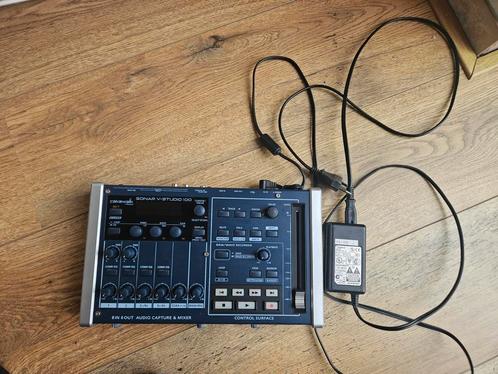Sonar v-studio 100, Muziek en Instrumenten, Synthesizers, Zo goed als nieuw, Overige aantallen, Overige merken, Ophalen of Verzenden