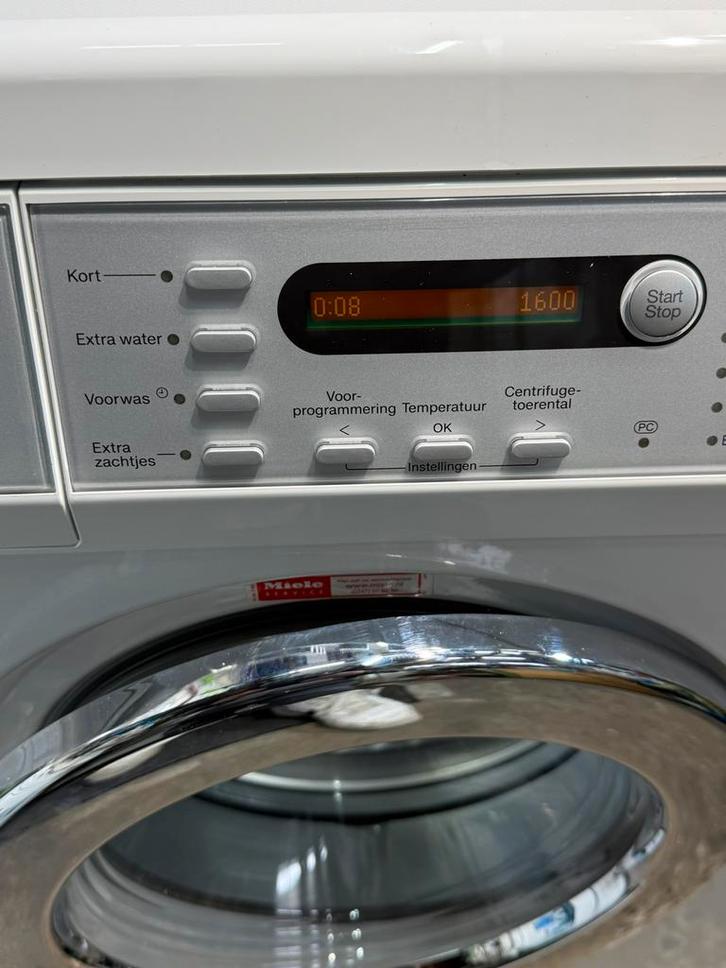 MIELE WASMACHINE A++ 7KG WEINIG GEBRUIKT, Witgoed en Apparatuur, Wasmachines, Zo goed als nieuw, Voorlader, 6 tot 8 kg, 85 tot 90 cm