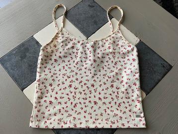 Gaaf topje van Pull & Bear mt M voor 1,50 !!! beschikbaar voor biedingen