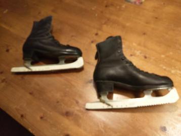 Schaatsen voor dames, maat 42 beschikbaar voor biedingen