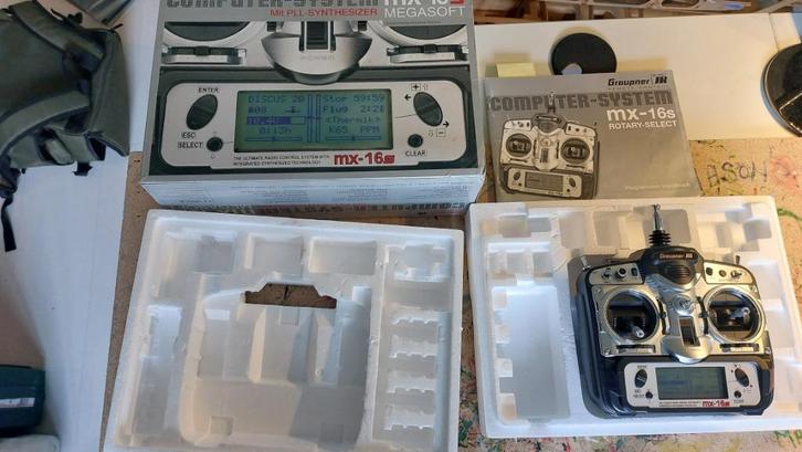 Graupner JR MX-16s zender incl. zenderlipo nieuwstaat, Hobby en Vrije tijd, Modelbouw | Radiografisch | Vliegtuigen, Zo goed als nieuw
