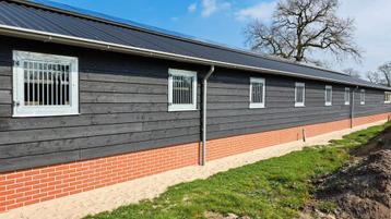 Staldeuren/ stalraam/ stalramen/ paardenboxen /buitenstallen beschikbaar voor biedingen