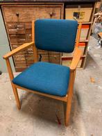 Scandinavian design nieuwe stoffering, Huis en Inrichting, Stoelen, Ophalen, Zo goed als nieuw, Blauw, Eén