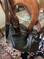 Supermooie mokkabruine, donkerbruine kalfsleren Berba tas, Sieraden, Tassen en Uiterlijk, Tassen | Damestassen, Verzenden, Zo goed als nieuw