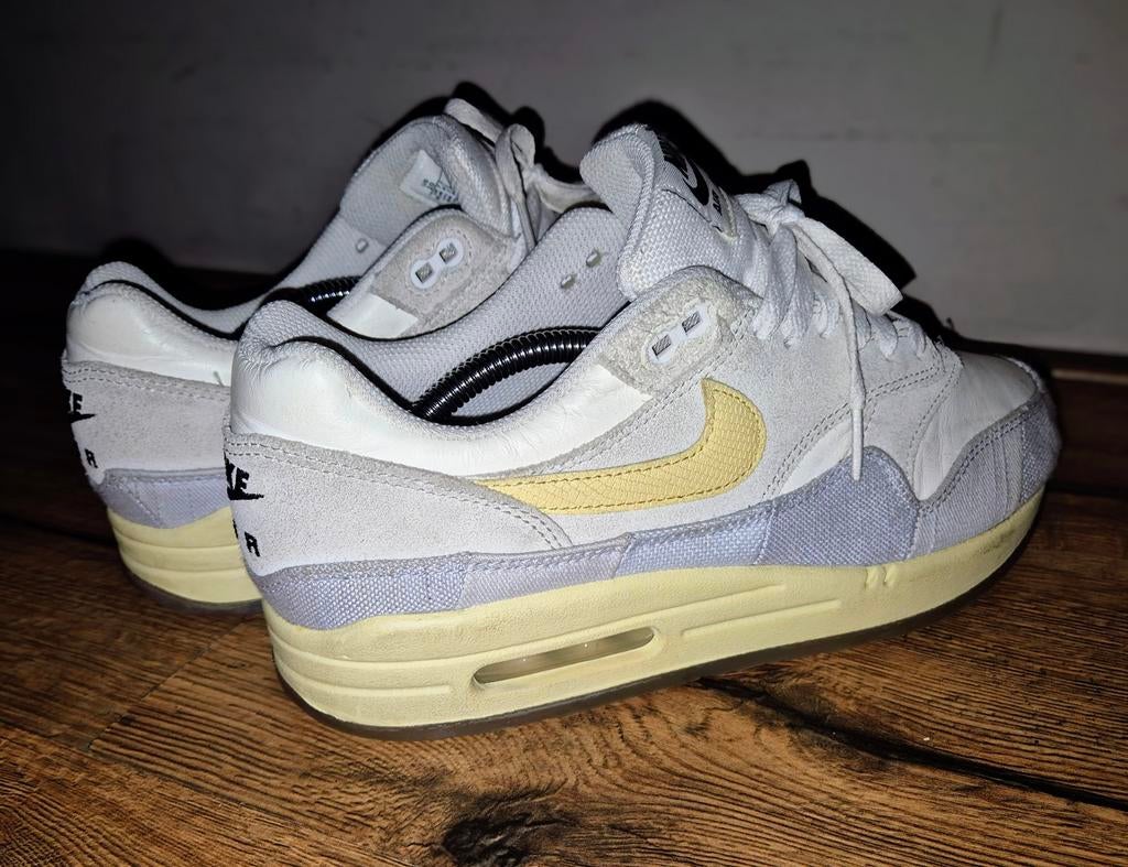 Nike Air Max 1 '87 Crepe Light Bone Maat 42, Kleding | Heren, Schoenen, Ophalen of Verzenden, Gedragen, Nike, Sneakers of Gympen