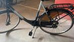dames fiets 28inch  (moet weg), Ophalen, Zo goed als nieuw