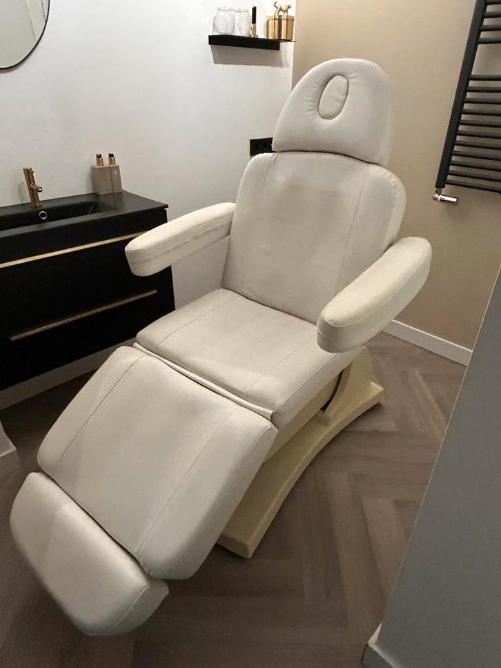 Elektrische behandelstoel incl. kruk, Witgoed en Apparatuur, Persoonlijke-verzorgingsapparatuur, Zo goed als nieuw, Overige typen