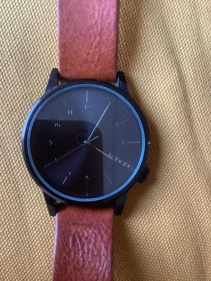 Komono horloge, Sieraden, Tassen en Uiterlijk, Horloges | Heren, Zo goed als nieuw, Polshorloge, Overige merken, Staal, Leer, Ophalen of Verzenden