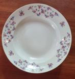 Vintage 18 diepe borden, Huis en Inrichting, Keuken | Servies, Gebruikt, Ophalen of Verzenden, Bord(en), Overige stijlen