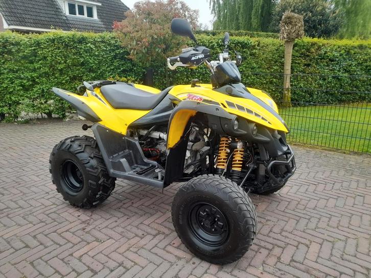Tgb target 325 quad geel, Motoren, Quads en Trikes, Ophalen
