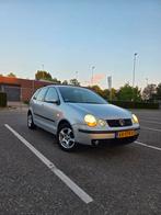 Volkswagen Polo 1.2 2003 Grijs | NW APK | LED | Extra's, Auto's, Stof, 1198 cc, Handgeschakeld, Particulier