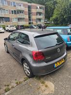 Volkswagen Polo 1.4 63KW AUT 2010 Grijs 182.xxxkm, Auto's, Volkswagen, 4 cilinders, 1000 kg, 550 kg, 85 pk