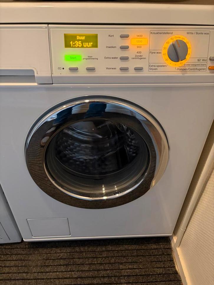 Miele SoftCare Wasmachine -, Witgoed en Apparatuur, Wasmachines, Gebruikt, Voorlader, 6 tot 8 kg, 85 tot 90 cm, 1200 tot 1600 toeren