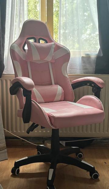 Roze game stoel beschikbaar voor biedingen