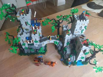 LEGO Bricklink - Forest Stronghold 910043 beschikbaar voor biedingen