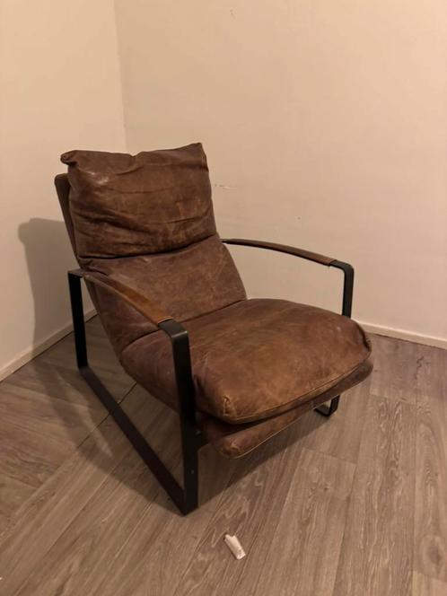 Stijlvolle leren stoel met metalen frame Industrieel design, Huis en Inrichting, Fauteuils, Gebruikt, Leer, Ophalen